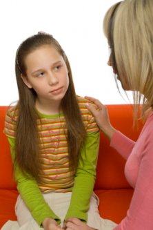 mom-and-daughter-talking