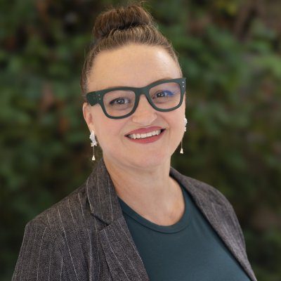 Jasmine De La Rosa - Utilization Review Manager